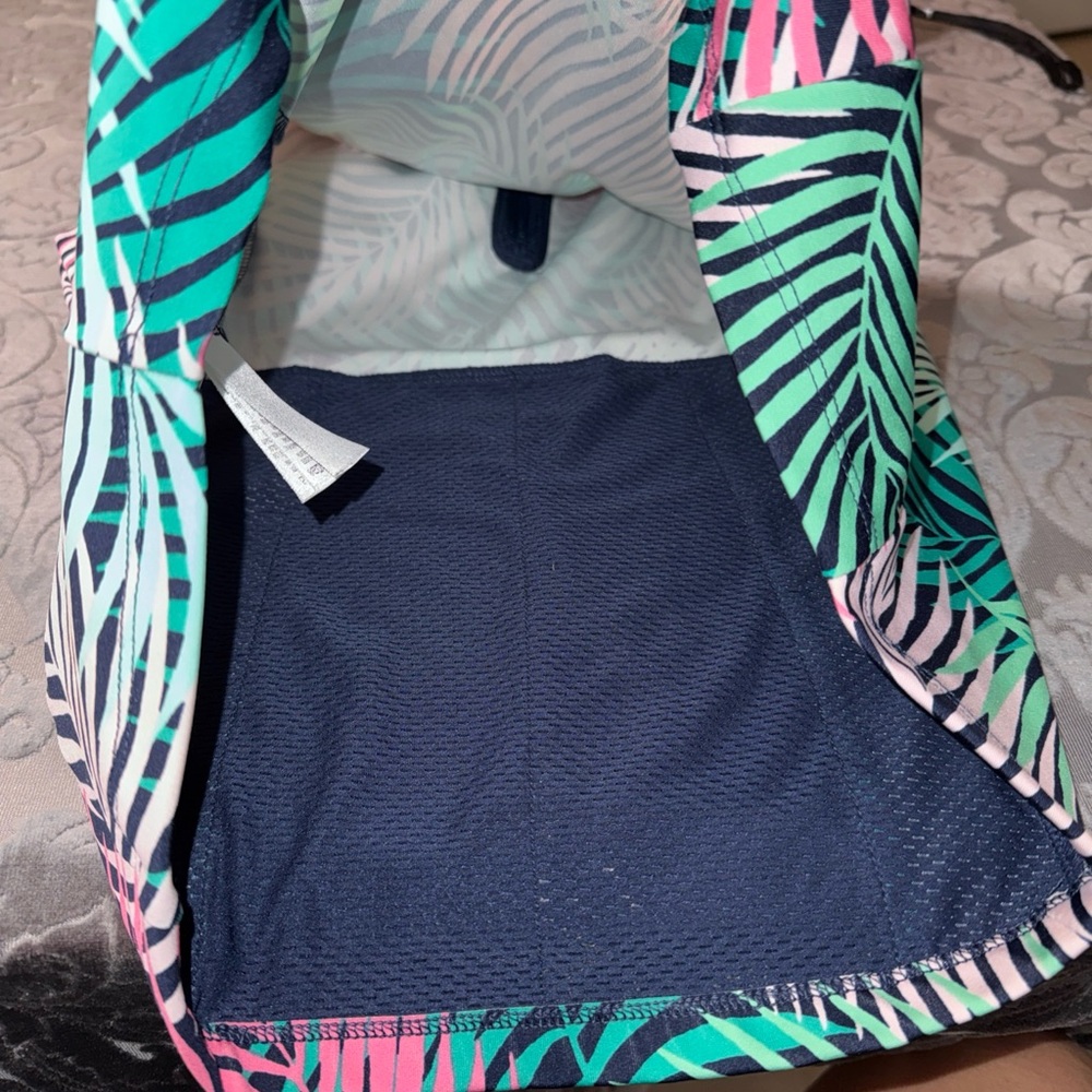 Tommy Bahama Colorful palm Leaf Print Long Sleeve golf Top spf 50 Sz Small - Picture 12 of 12